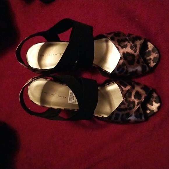 Shoes - Picture 2 of 4